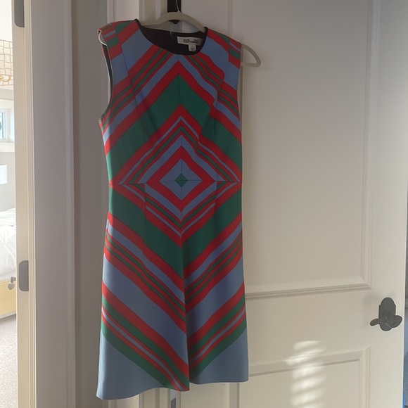 Diane Von Furstenberg (DVF) Dress - Sz 6 - Picture 2 of 6